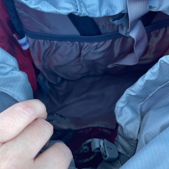 Deuter women’s hiking pack 45-10 SL - Picture 3 of 7